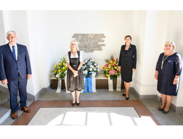 Staatsministerin Carolina Trautner  beim Gedenken an die Opfer von Flucht und Vertreibung am 28. Juni 2020 in München