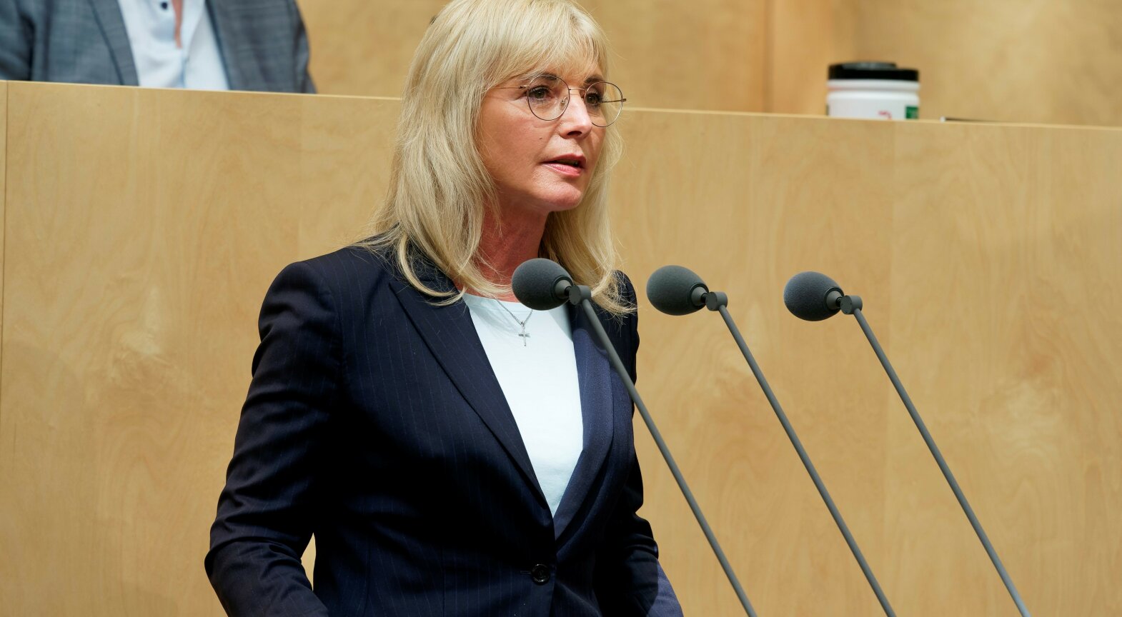 Arbeitsministerin Scharf bei ihrer Rede im Bundesrat